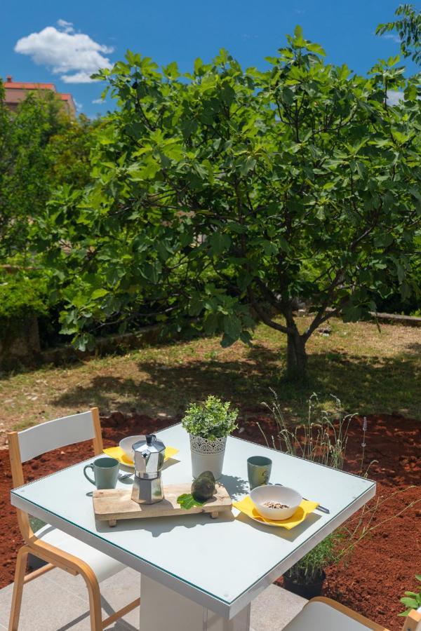 Apartmán Oleander Malinska Exteriér fotografie