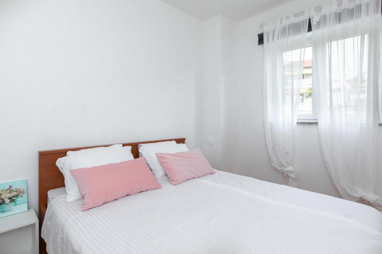 Apartmán Oleander Malinska Exteriér fotografie